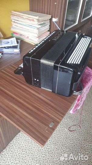 Баян русский, цельнопланочный