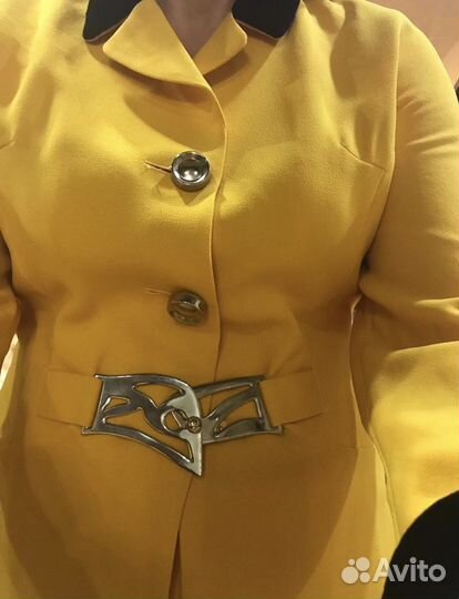 Желтый костюм женский, размер 44-46