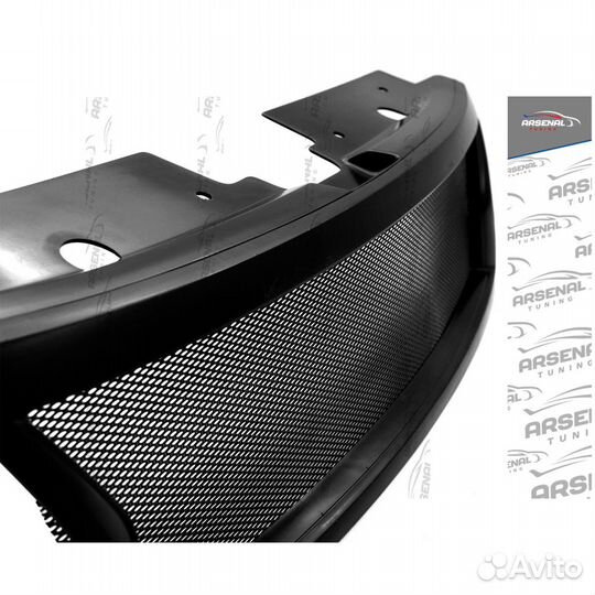 Решетка радиатора (маска) Sport на Renault Duster