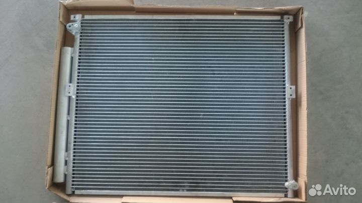 Радиатор кондиционера Toyota Prado Hilux Lexus