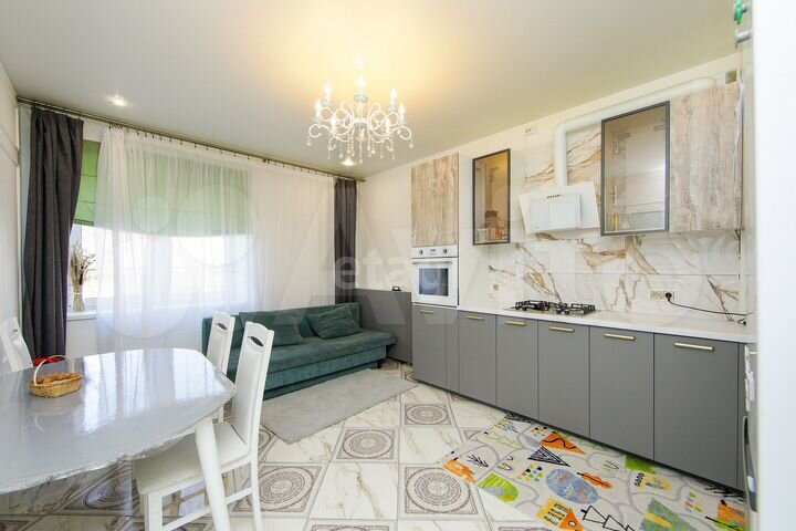 3-к. квартира, 70 м², 1/9 эт.