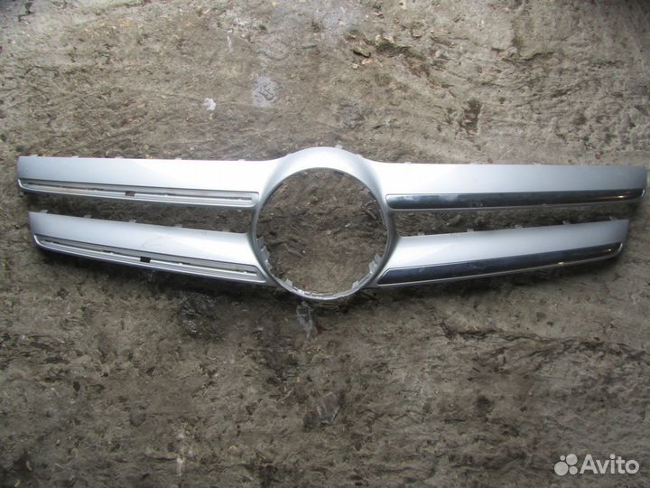 Решетка Mercedes GLA a1568880260