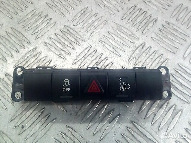 Кнопка аварийной сигнализации Jeep Compass рест