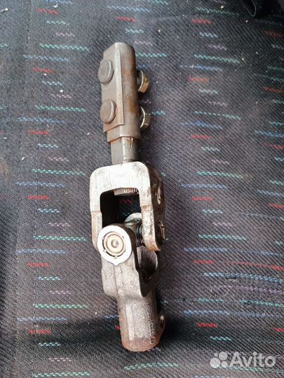 Рулевой карданчик Фольксваген гольф 3