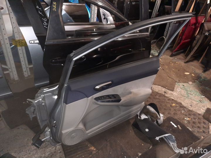 Передняя Дверь на Honda Civic 4D Прав/Лев Разбор