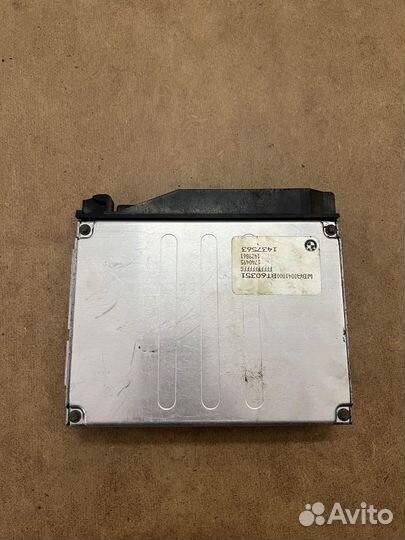 Блок управления двигателем BMW E39 1437563