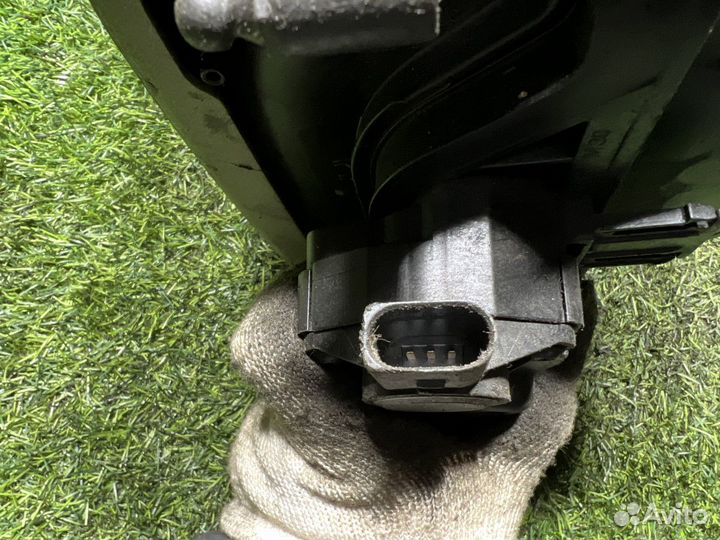 Коллектор впускной Audi A6