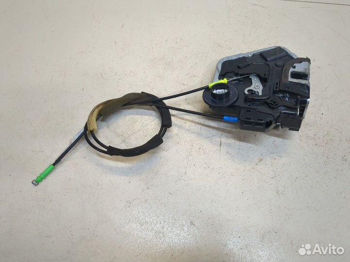 Замок двери Toyota Avensis 2, 2008