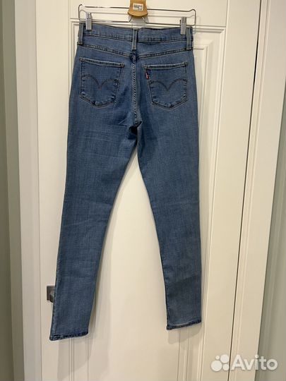 Джинсы новые Levis 311 Shaping Skinny