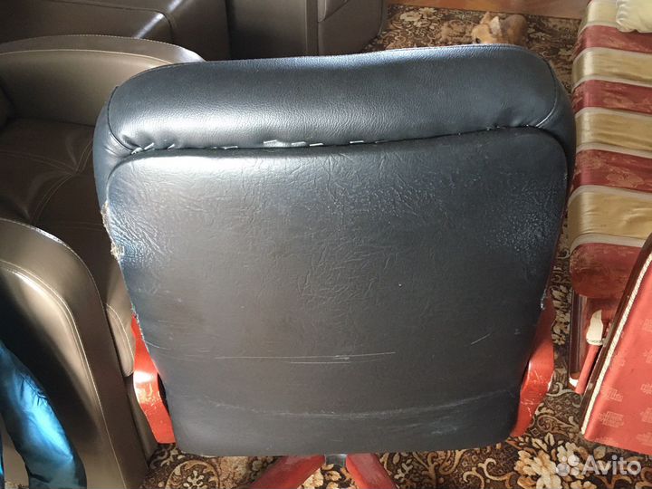 Компьютерное кресло