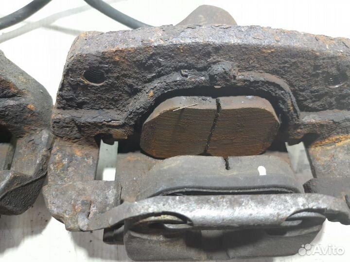 Суппорт тормозной передний левый правый BMW X5 E53