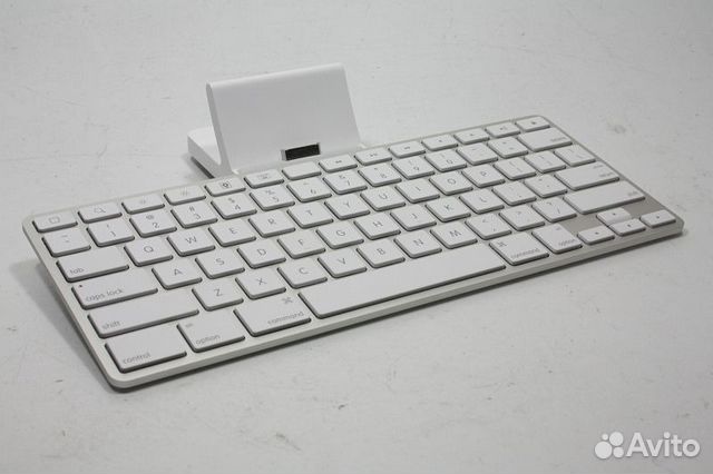 1 keyboard. Клавиатура для ipad 30 pin. Клавиатура док станция. Накладка на клавиатуры ipad. Планшет с клавиатурой эппл.
