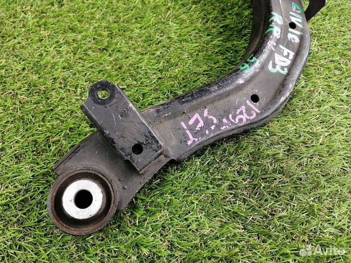 Рычаг задний правый Honda Civic FD3