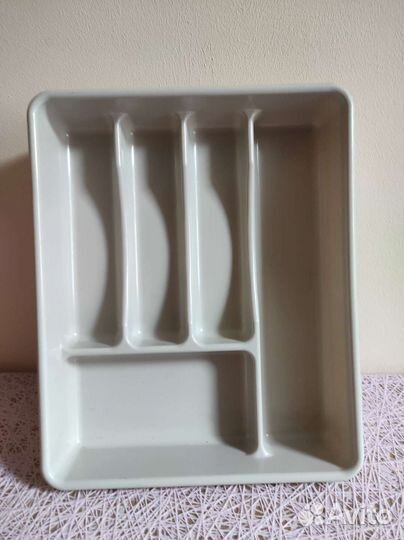 Лоток для столовых приборов