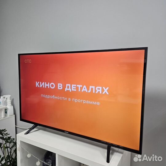 Телевизор samsung SMART tv 43