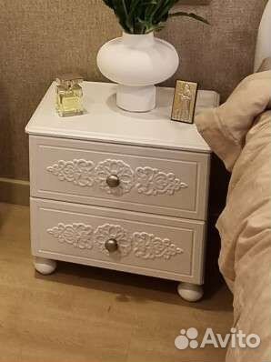 Тумба прикроватная белая