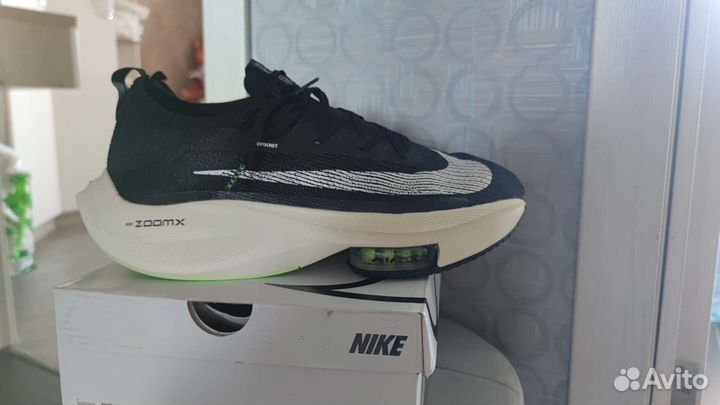 Кроссовки nike