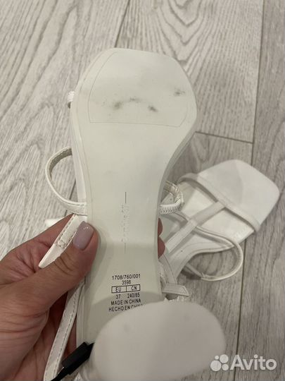 Босоножки bershka 37