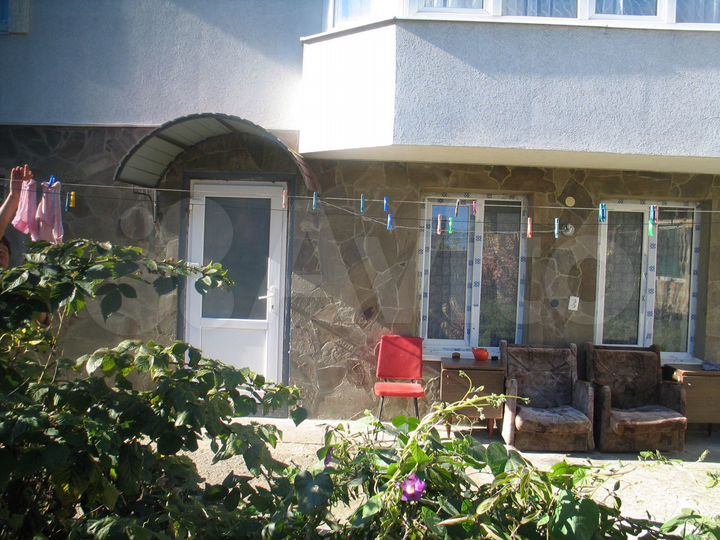 Дом 270 м² на участке 6 сот.