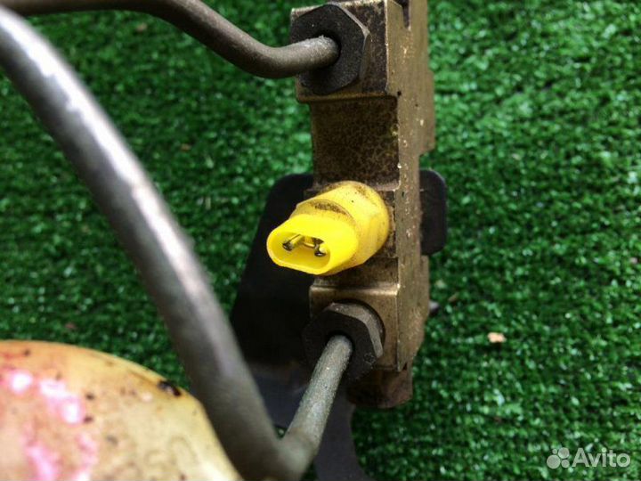 Главный тормозной цилиндр Jeep Cherokee XJ ERH