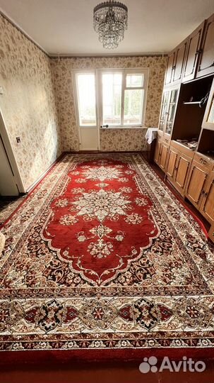 Ковер шерстяной