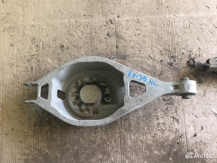 Infiniti ex 35 рычаг