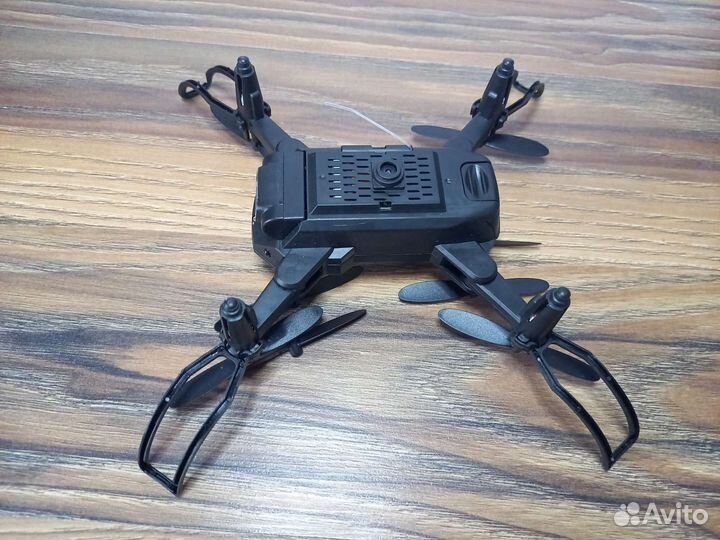 Квадрокоптер с камерой