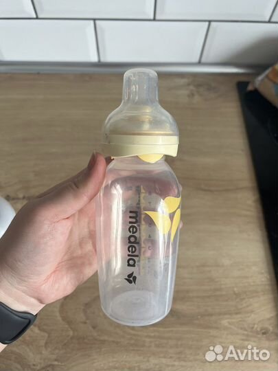 Бутылочка medela calma со смартсоской