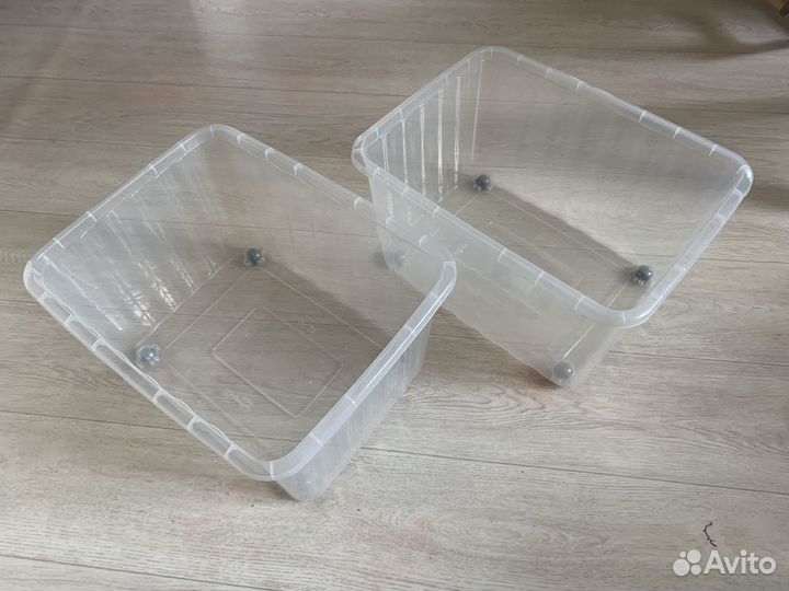 Ящик пластиковый на колесах