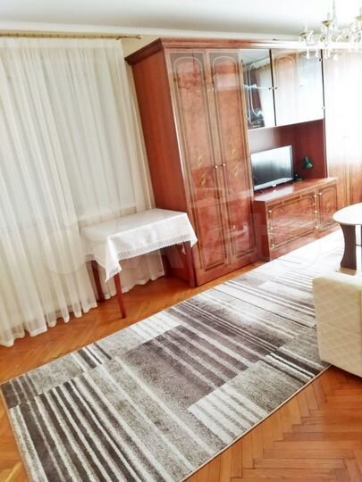 2-к. квартира, 54 м², 3/5 эт.