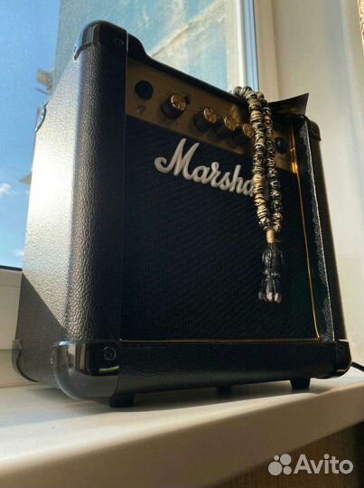 Гитарный комбо усилитель marshall MG10G