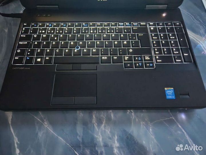 Мощный i5 подсветка FullHD 8/16Gb SSD