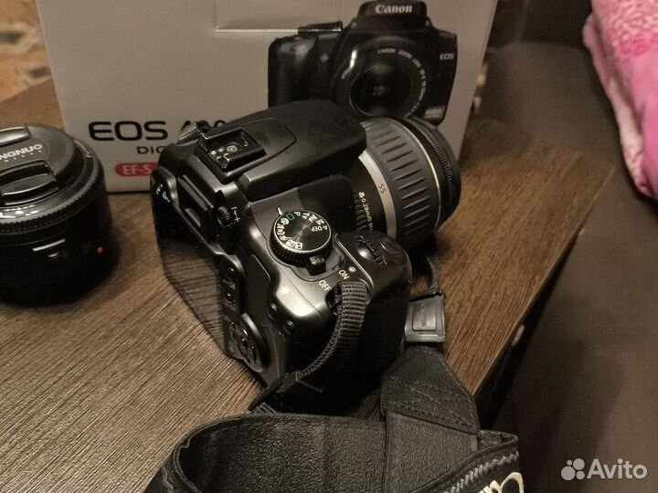 Зеркальный фотоаппарат Canon eos 400D