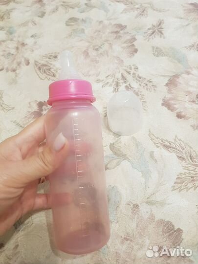 Термос для бутылочек и бутылочка в подарок