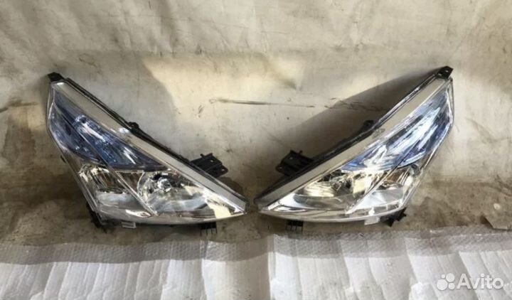 Фары Nissan Teana j32