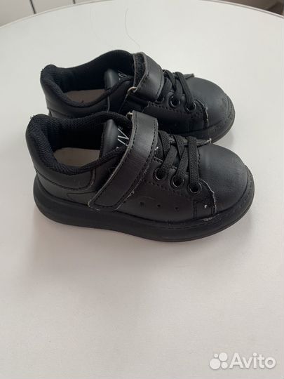 Кроссовки детские