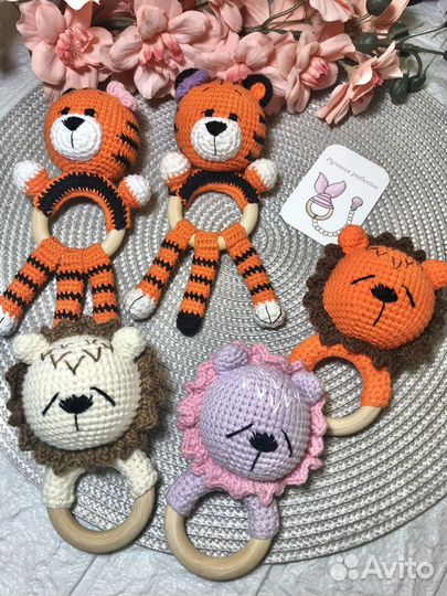 Вязаные погремушки