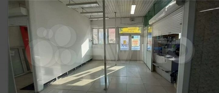 Торговая площадь 9,9 кв.м, 18.2 кв.м