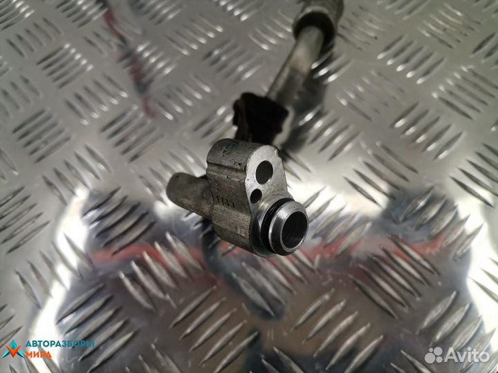 Трубка кондиционера Lexus LX 2 1999 88717-6A190