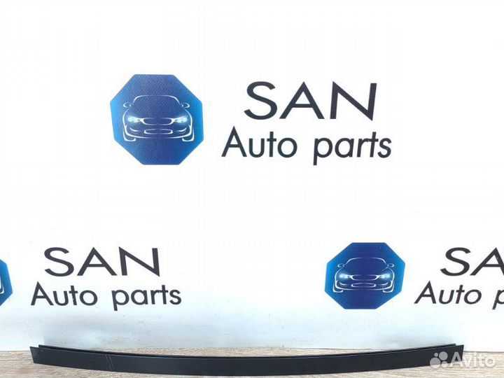 Молдинг двери задний левый Bmw X5 E70 N62B48 2008