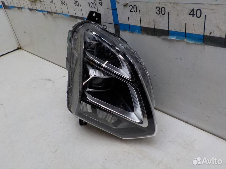 Фара правая Omoda C5