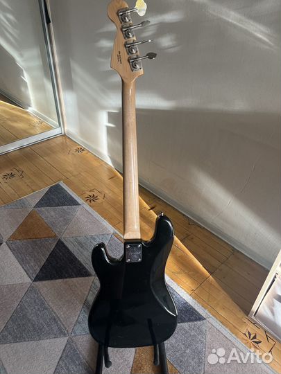 Бас гитара fender precision bass реплика