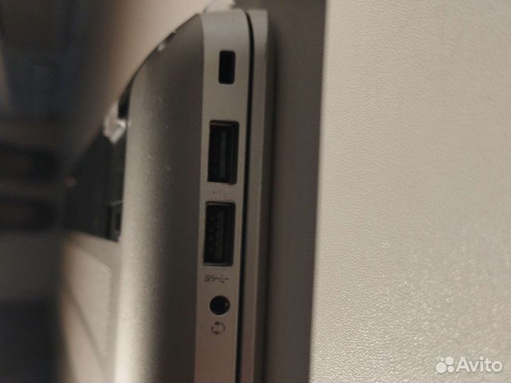 Ноутбук HP Pavilion 17-ab024ur