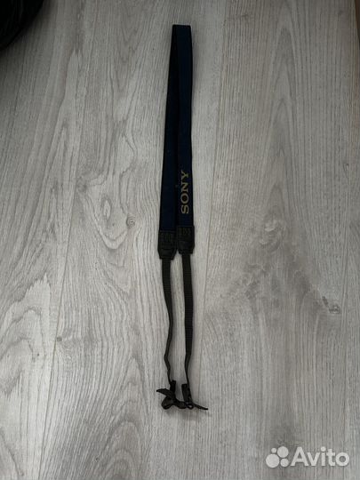 Ремешок для видеокамеры sony