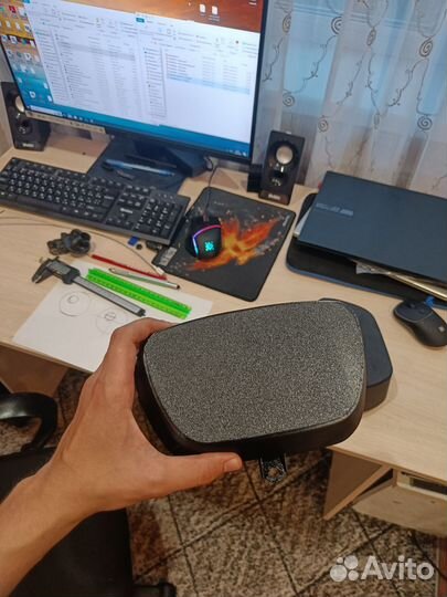 Боковые крышки карбюратора Honda VF750c Magna