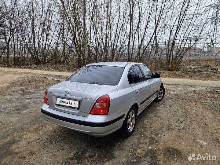 Hyundai Elantra 2.0 МТ, 2001, 271 600 км