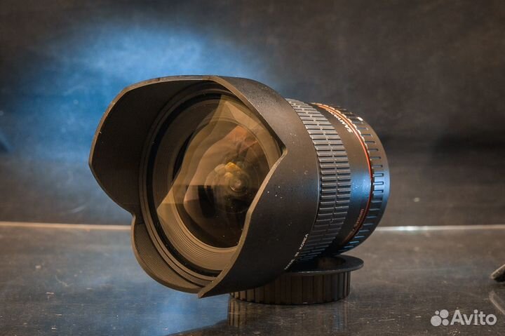 Samyang 300 f/6.3+100mm+45 f1.8+10 f2.8+8 f2.8 II