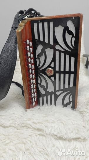 Гармонь тульская 301