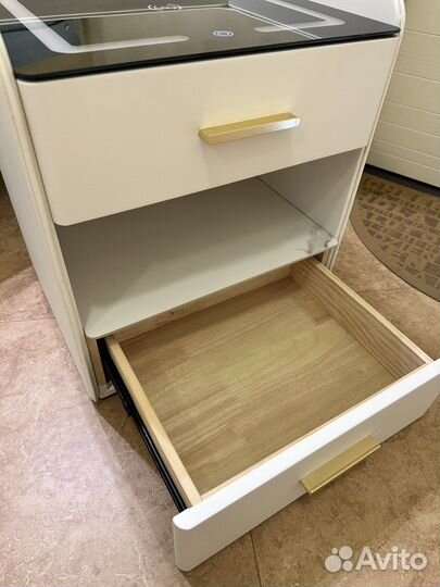 Тумба прикроватная