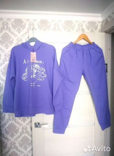 Новый спортивный костюм на 44-46-48 размер